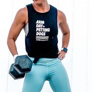 ARM DAY= PETTING DOGS muscle tank!